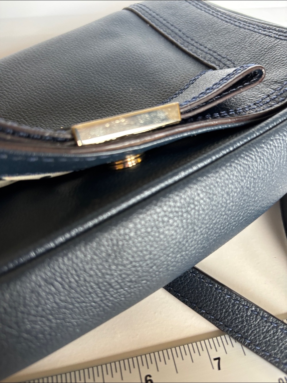 Kate Spade Primrose Hill Little Kaelin Bow Navy leather purse bag crossbody. - Picture 12 of 16